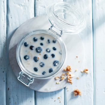 Overnight Oats with blueberries